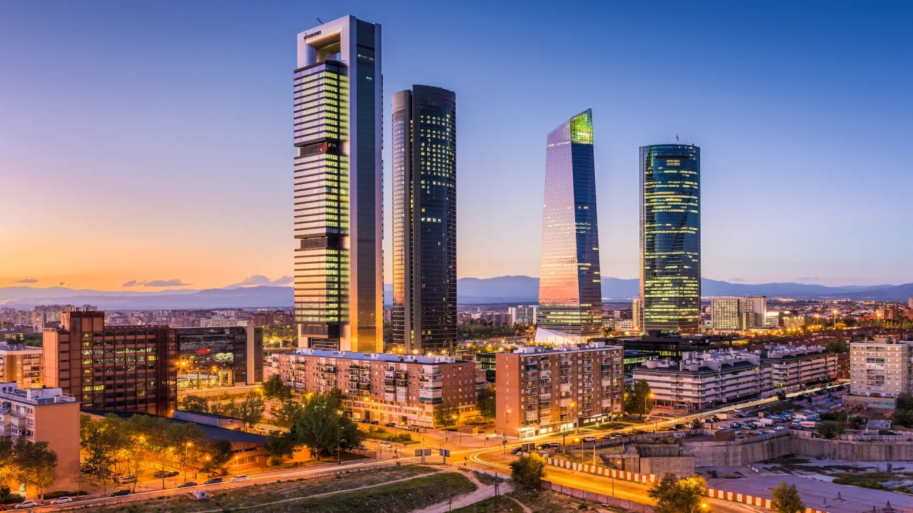 Vista de edificios de Madrid, capital de moda.