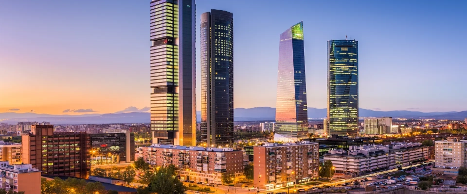 Vista de edificios de Madrid, capital de moda.