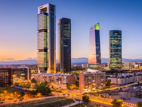 Vista de edificios de Madrid, capital de moda.