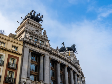 Edificio neoclásico en Madrid.