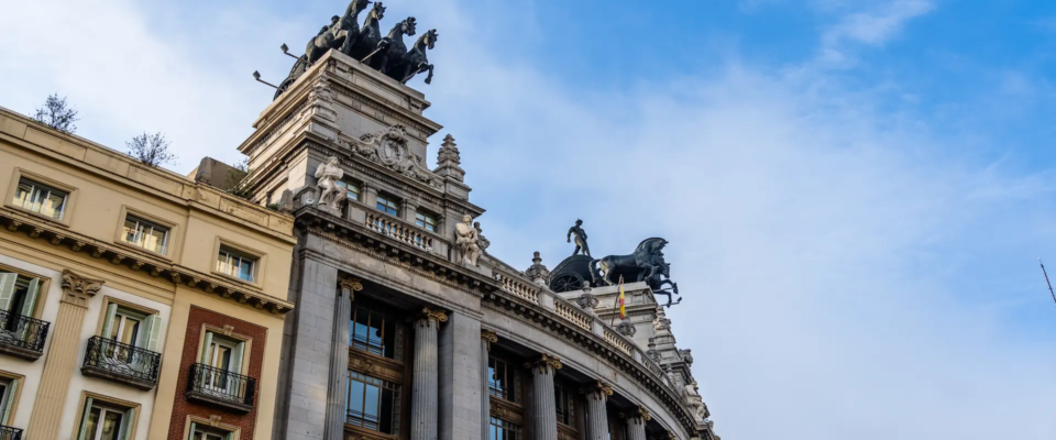 Edificio neoclásico en Madrid.