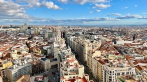 Comparativa entre Madrid y Barcelona para el alojamiento corporativo de empresas en 2026